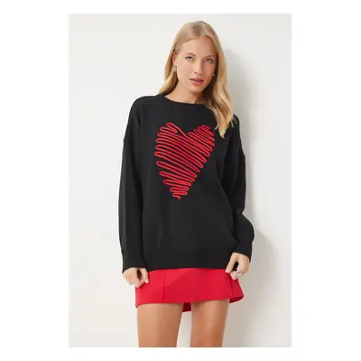 Happiness İstanbul Women's Black Heart Embroidered Oversize Knitwear Sweater