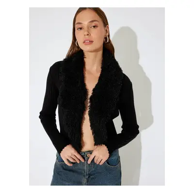 Koton X Inji - Faux Fur Collar Knitted Cardigan Slim Fit Long Sleeve