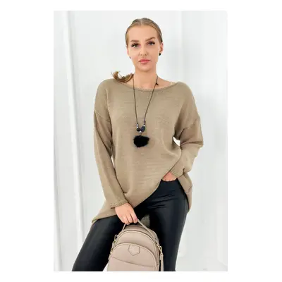 Włoski Sweater with necklace dark beige