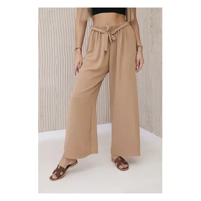 Włoski Trousers with a wide waistband camel