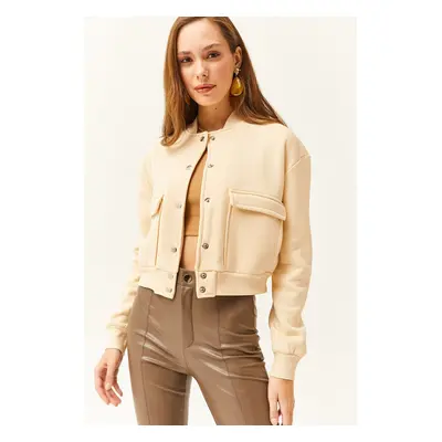 Olalook Women's Beige Pocket Snap Closure Fleece Crop Jacket