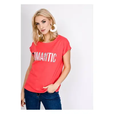 Women's T-shirt with "Romantic" inscription - red