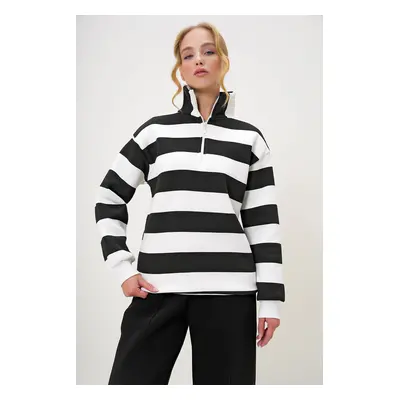 Trend Alaçatı Stili Women's Black Turtleneck Front Zippered Striped Three Thread Inside Ruffle W