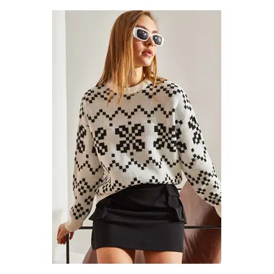 Bianco Lucci Women's Patterned Knitwear Sweater