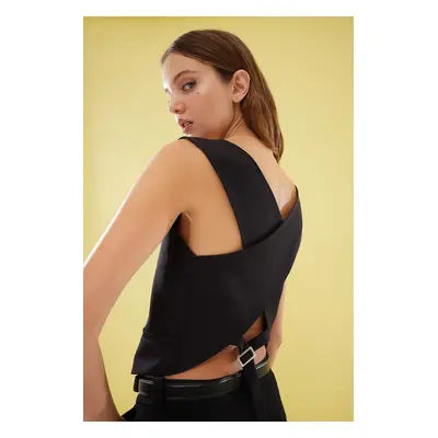 Trendyol Black Regular V Neck Back Cross Vest