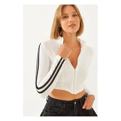 Bianco Lucci Women's Striped Sleeve Crop Cardigan