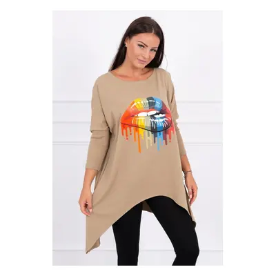 Oversize blouse with rainbow camel print