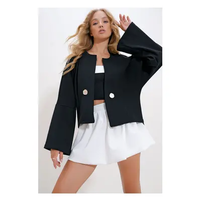 Trend Alaçatı Stili Women's Black Button Detailed Open Front Short Jacket