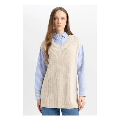 DEFACTO Regular Fit V Neck Side Slit Knitwear Sweater Tunic