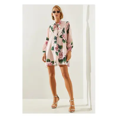 Bianco Lucci Women's Scarf Collar Floral Patterned Shirt Dress