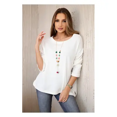 Kesi Włoski Blouse with necklace ecru