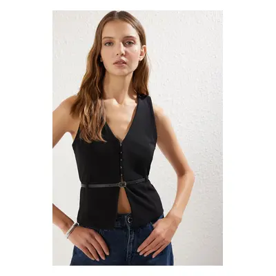 Trendyol Black Fitted/Body-Sit Belted Crepe Knit Blouse