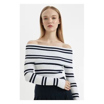 DEFACTO Slim Fit Slim Fit Striped Open Shoulder Knitwear Sweater