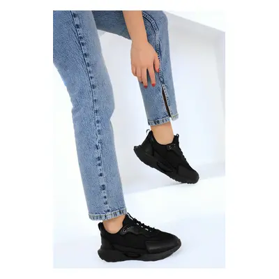 Soho Women's Black-Black Sneakers