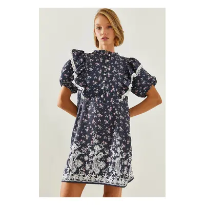 Bianco Lucci Women's Sleeve Detailed Scallop Detailed Floral Patterned Mini Dress