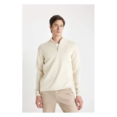 DEFACTO Standard Fit Regular Cut Stand Collar Zippered Basic Plain Knitwear Sweater