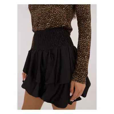 Black smooth skirt with ruffles