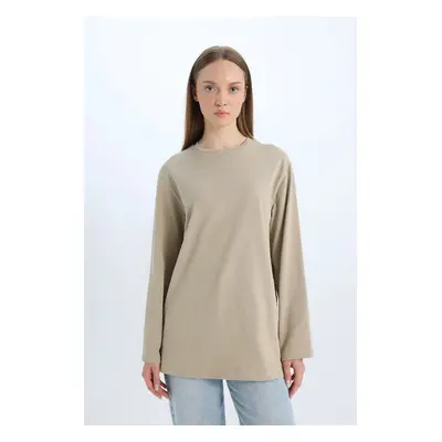 DEFACTO Regular Fit Crew Neck Basic Plain Long Sleeve T-Shirt Tunic