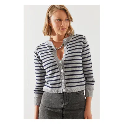 Bianco Lucci Striped Sweater