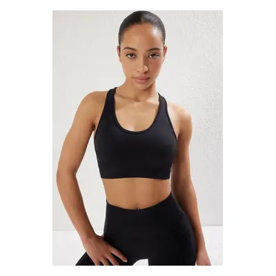 Trendyol Black Seamless/Seamless Support/Shaping Halter Neck Knitted Sports Bra