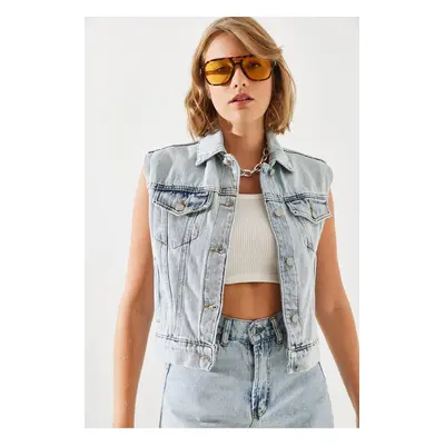 Bianco Lucci Women's Four Pocket Denim Vest