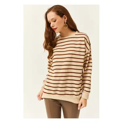 Olalook Women's Stone Brown Basic Soft Textured Loose Sweatshirt