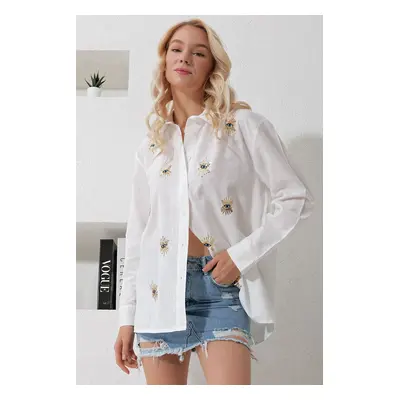 Trend Alaçatı Stili Women's White Flamed Linen Embroidered Oversize Shirt