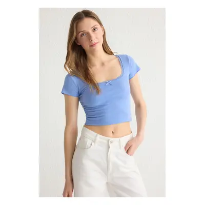 Trendyol Light Blue Lace Detailed Fitted/Fits the Body Square Neck Crop Knit Blouse