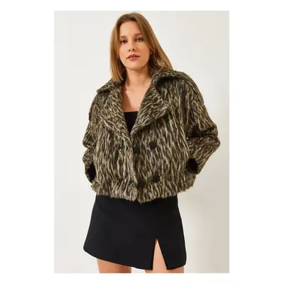 Bianco Lucci Women's Wide Collar Epaulettes Leopard Raised Stamp Jacket