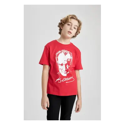 DEFACTO Boy&#39;s Crew Neck Atatürk Printed Short Sleeve Red T-Shirt