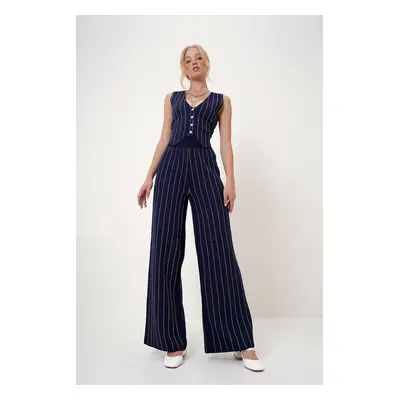 Trend Alaçatı Stili Women's Navy Blue V-Neck Buttoned Vest and Elastic Waistband Trousers Stripe