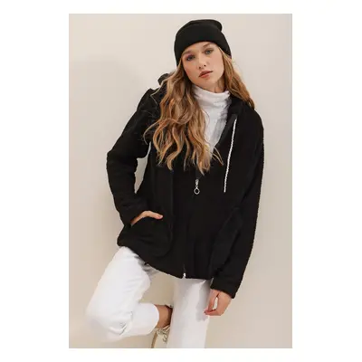 Trend Alaçatı Stili Women's Black Hooded Zippered Front Double Pocket Oversized Plush Sweatshirt