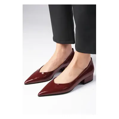 Mio Gusto Marie Burgundy Color Patent Leather Short Heels Women's Shoes.