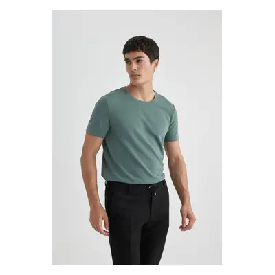 DEFACTO Slim Fit Slim Cut Crew Neck Short Sleeve Basic Plain T-Shirt