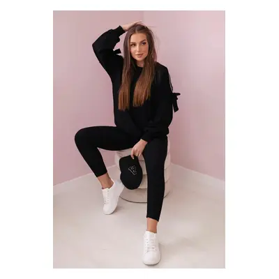 Set of sweatshirt with bow on the sleeves and leggings in black