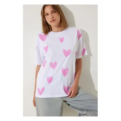 Happiness İstanbul Women's White Pink Heart Printed Oversize Cotton T-Shirt