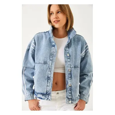 Bianco Lucci Women's Stripe Detailed Denim Jacket with Pockets