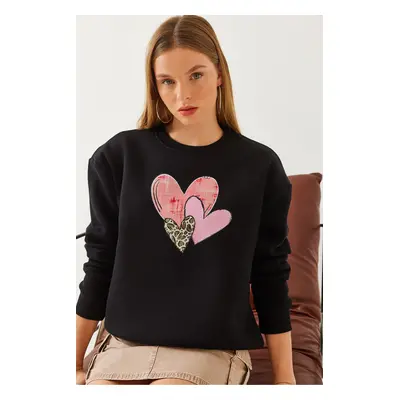 Bianco Lucci Women's Heart Printed Sweatshirt MBHS017