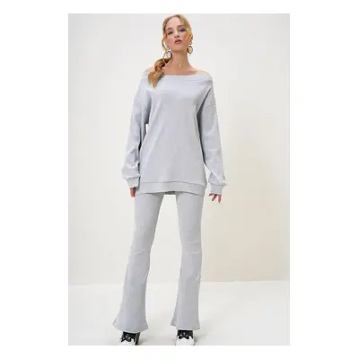 Trend Alaçatı Stili Women's Gray Boat Neck Camisole Oversize Blouse and Bell-bottom Trouser Set