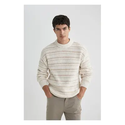 DEFACTO Oversize Wide Pattern Striped Crew Neck Knitwear Sweater