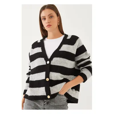 Bianco Lucci Women's Striped Three-Button Knitted Cardigan