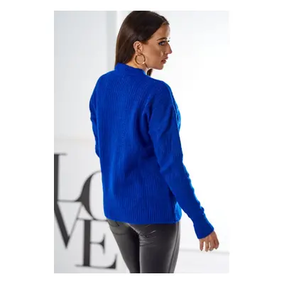 Overhead sweater with fashionable cornflower blue weave