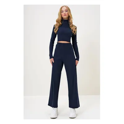 Trend Alaçatı Stili Women's Navy Blue Stand Collar Camisole Crop Blouse and Trouser Set