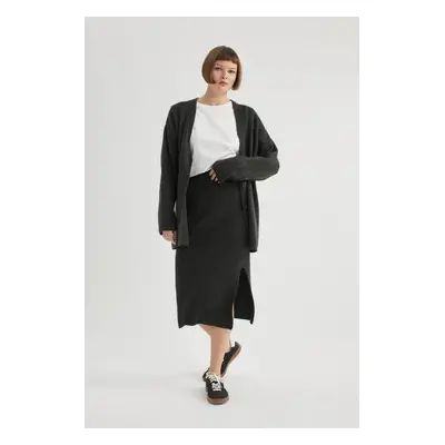 DEFACTO Slit Knitwear Midi Skirt