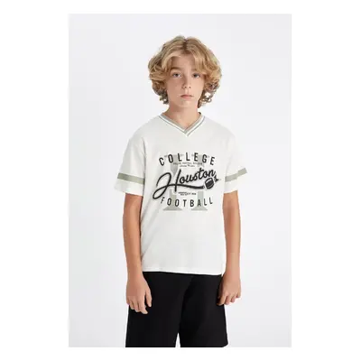 DEFACTO Boy's V Neck Text Printed Short Sleeve T-Shirt