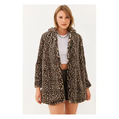 Bianco Lucci Women's Lined Hooded Leopard Patterned Fur