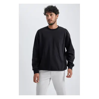 DEFACTO Oversize Wide Pattern Crew Neck Thick Basic Plain Sweatshirt