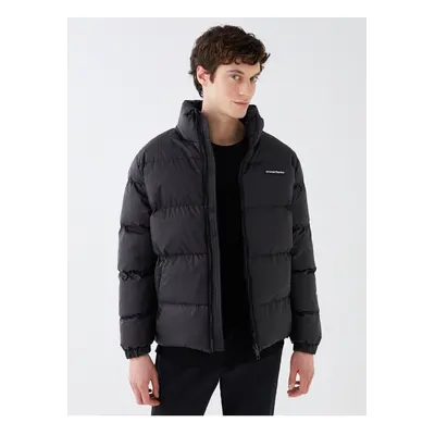 LC Waikiki Standard Mold Stand Collar Men's Puffer Coat