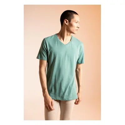 DEFACTO Slim Fit Cotton Combed T-Shirt