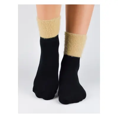 NOVITI Woman's Socks SF001-G-01